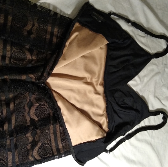 BCBG MaxAzria empire waist cocktail dress - Picture 12 of 16